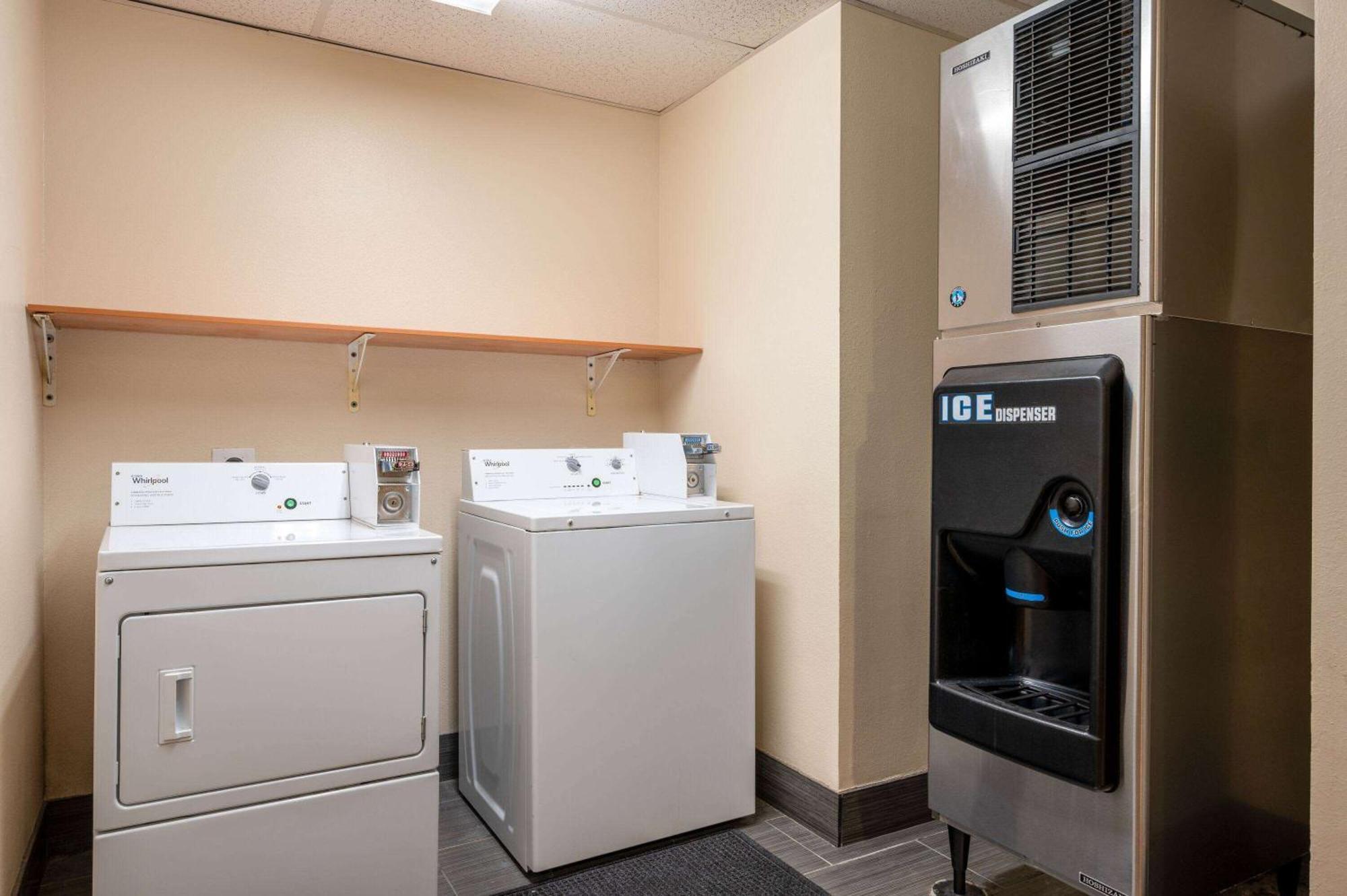 Super 8 By Wyndham West 2* Columbus